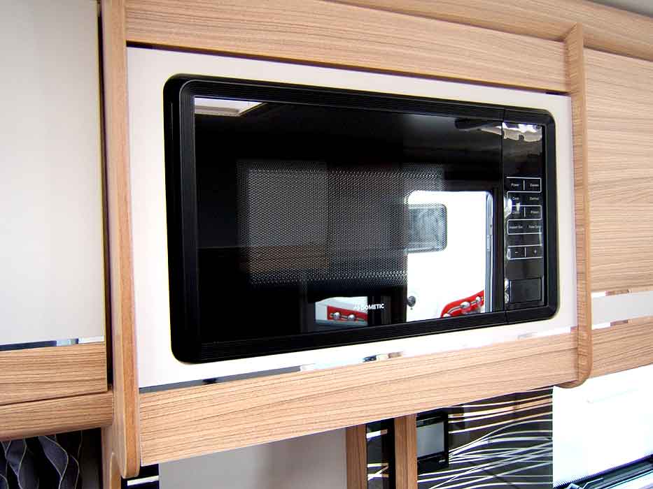 In excellent condition the Dometic microwave provides further cooking options.
